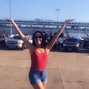 Meet your Posher, Katlin